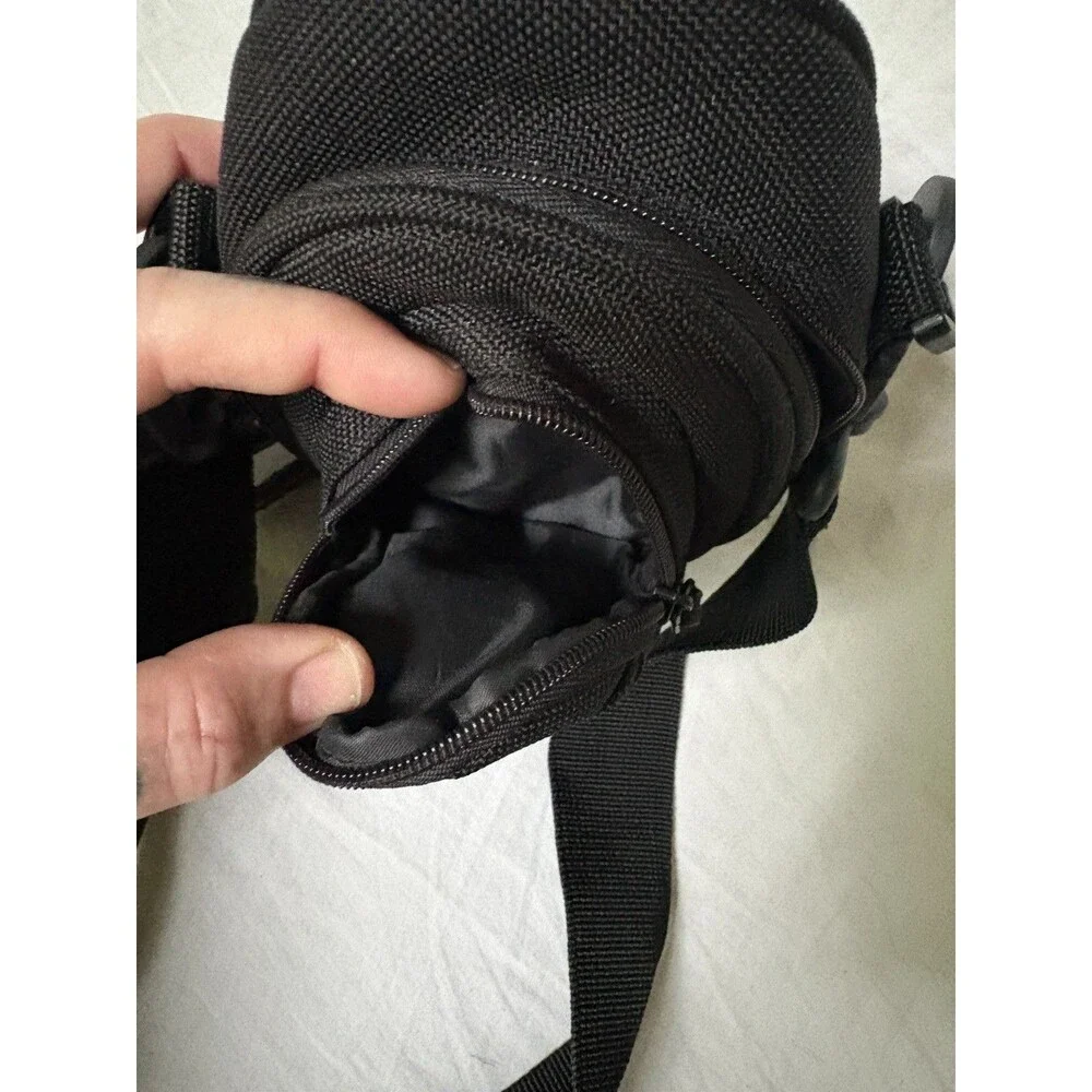 Samsonite Small Camera Bag Black 2 Pockets Case Belt Loop and Shoulder Strap